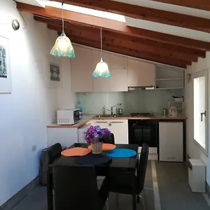 Charming House In Italia